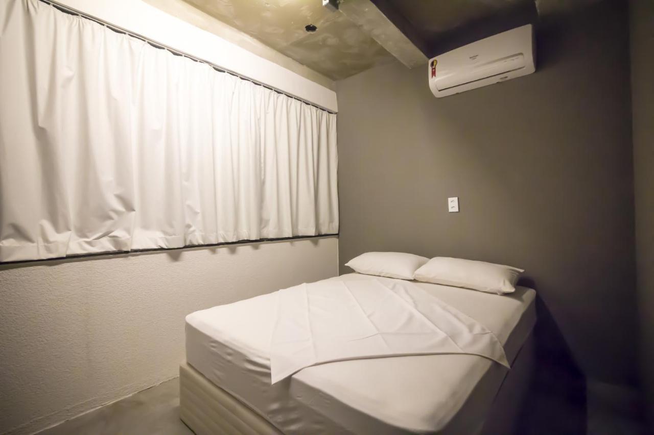 Joy Hostel & Suites Бразилия Екстериор снимка