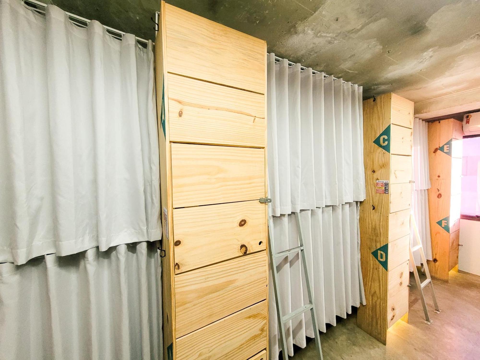 Joy Hostel & Suites Бразилия Екстериор снимка